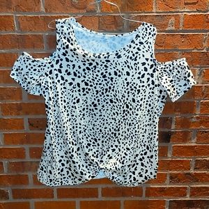 NWOT Ladies Animal print shirt